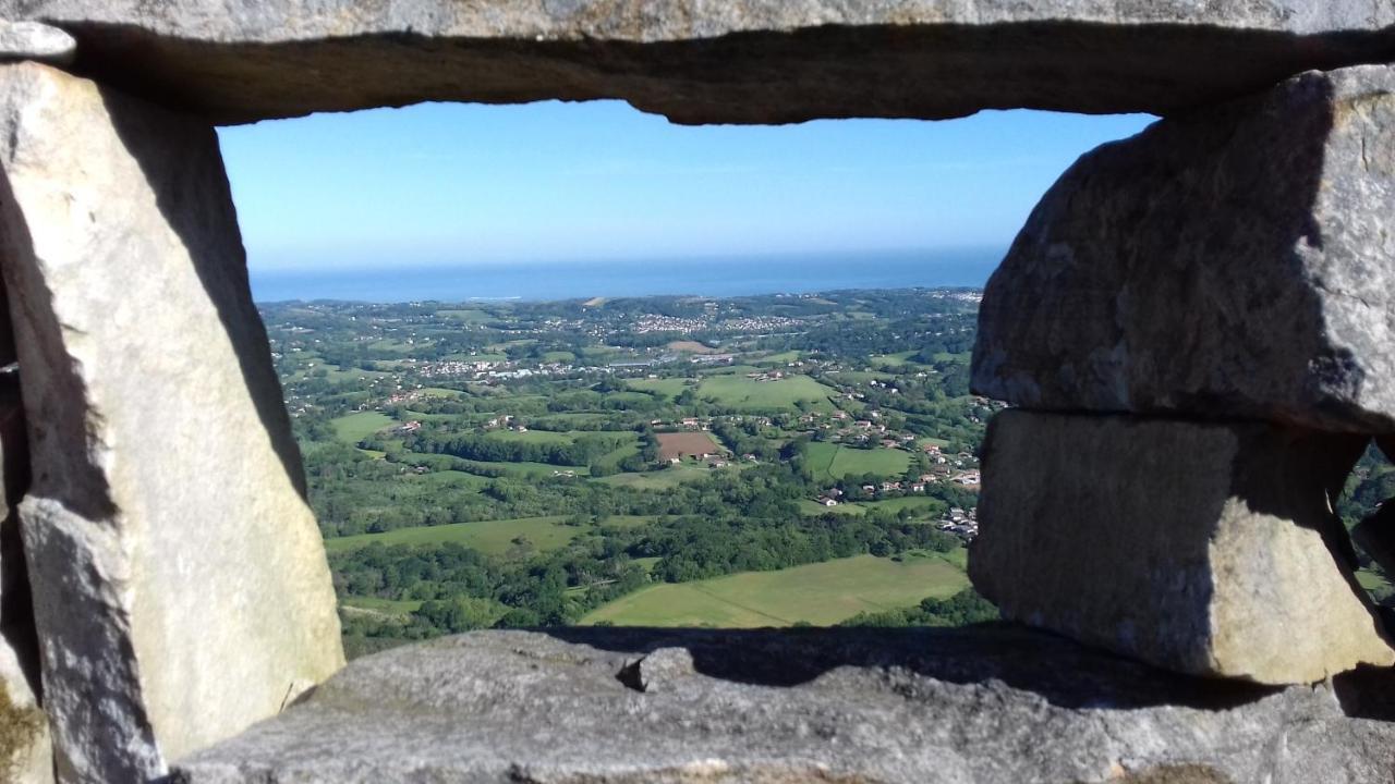 Gite Individuel Au Pays Basque A 1,5Km De St-Jean-Pied-De-Port Saint-Jean-Pied-de-Port Eksteriør bilde
